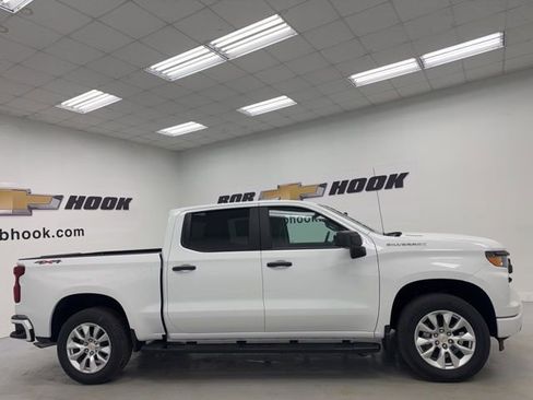 New 2026 Chevrolet Silverado 1500 Custom AWD/4WD image 4