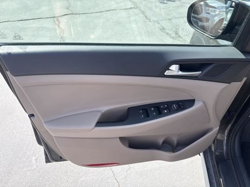 Used 2019 Hyundai Tucson SEL w/ Cargo Package AWD/4WD image 7