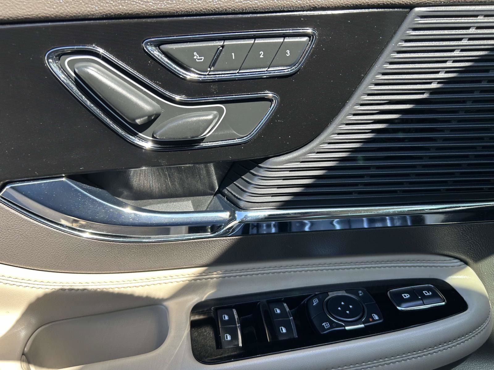 Used 2020 Lincoln Corsair FWD image 20