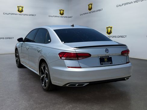 Used 2020 Volkswagen Passat 2.0T R-Line FWD image 3