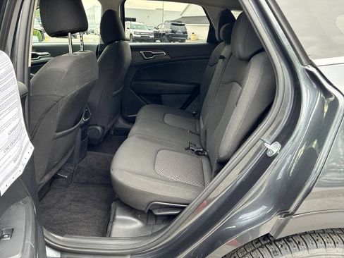 Used 2023 Kia Sportage LX AWD/4WD image 52