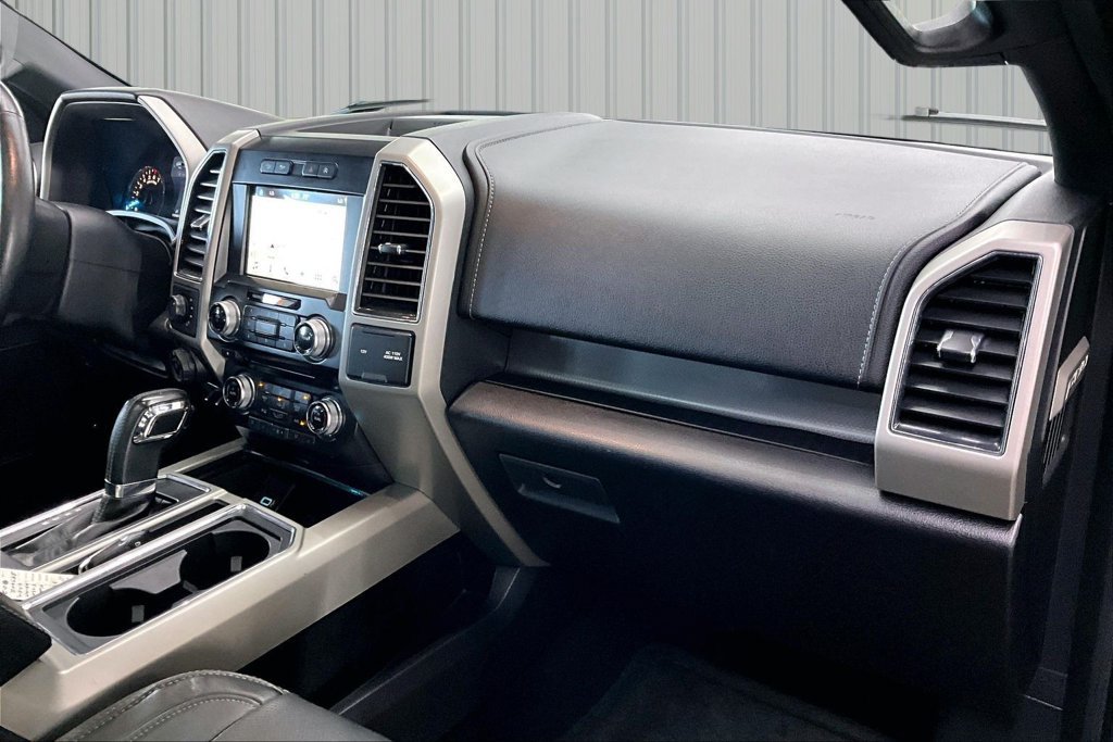 Used 2017 Ford F150 Lariat w/ Equipment Group 502A Luxury AWD/4WD image 26