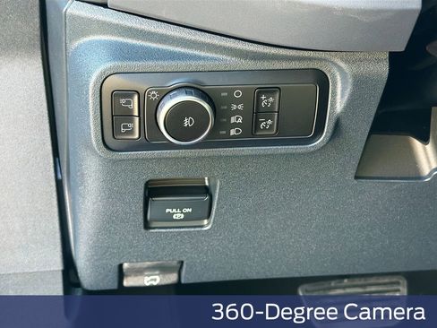 New 2025 Ford Bronco Badlands image 16