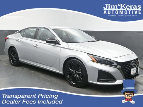 Used 2024 Nissan Altima 2.5 SR FWD image 1