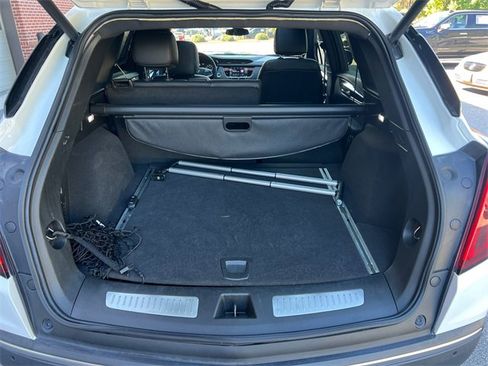 Used 2021 Cadillac XT5 Premium Luxury image 16