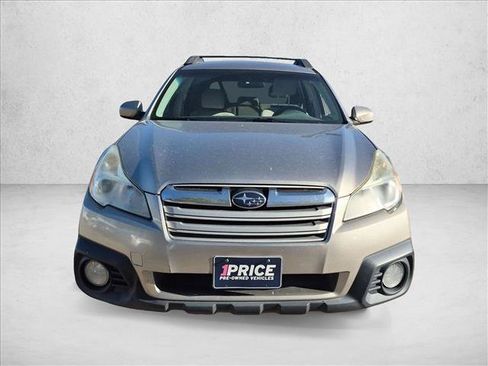 Used 2014 Subaru Outback 2.5i Premium AWD/4WD image 2