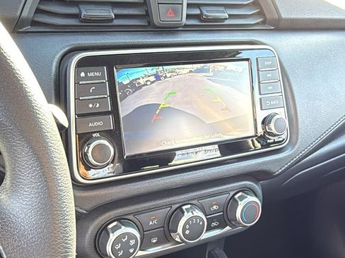 Used 2023 Nissan Versa S w/ Trunk Package image 15