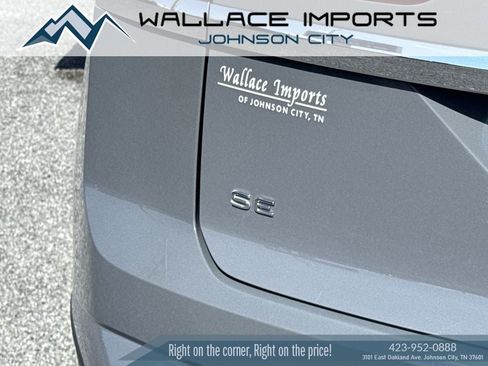 Used 2022 Volkswagen Atlas Cross Sport SE AWD/4WD image 12