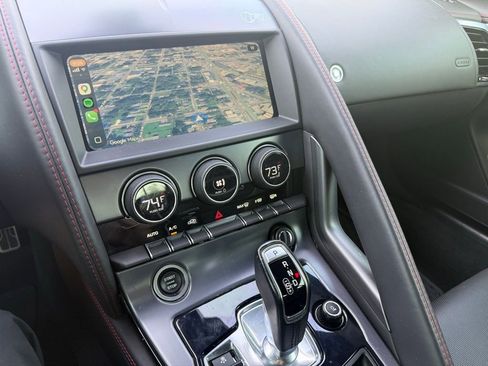 Used 2021 Jaguar F-TYPE R image 33