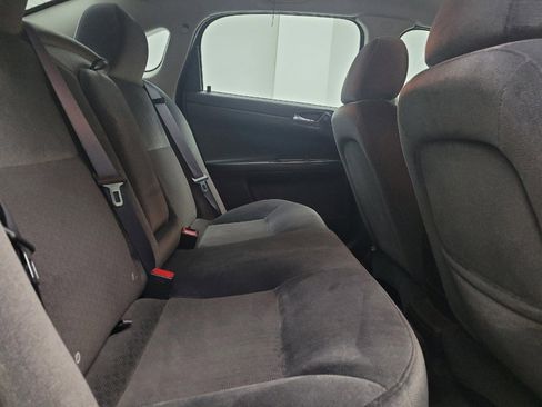 Used 2014 Chevrolet Impala LT w/ LT Sunroof Package image 19