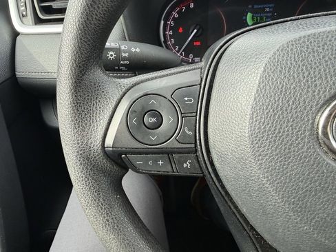 Used 2024 Toyota RAV4 XLE image 16