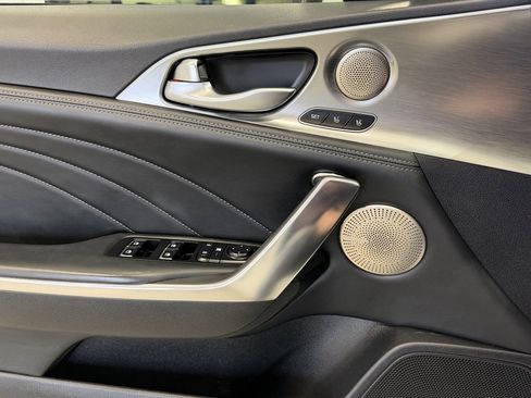 Used 2023 Kia Stinger GT2 image 29