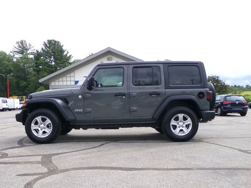 Used 2019 Jeep Wrangler Unlimited Sport S image 2