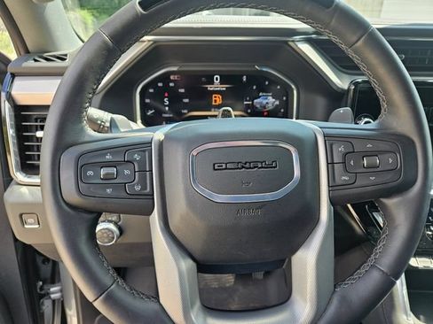 Used 2026 GMC Sierra 1500 Denali AWD/4WD image 11
