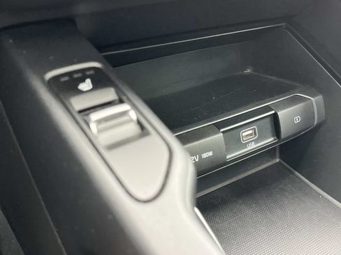 Used 2021 Kia Telluride S FWD image 40