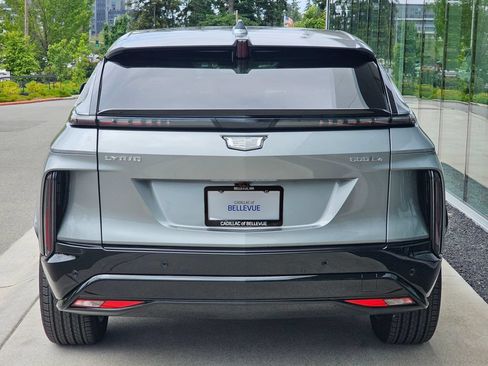 Used 2026 Cadillac Lyriq Sport AWD/4WD image 4