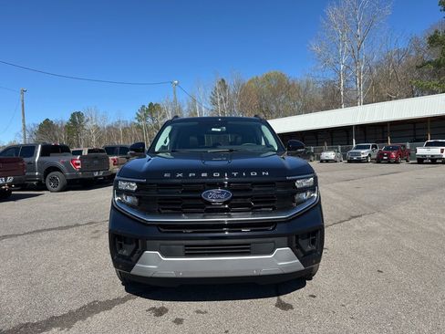 New 2026 Ford Expedition Platinum w/ Platinum Ultimate Package image 8