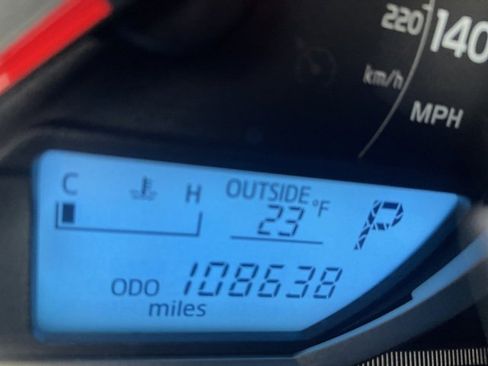 Used 2015 Toyota RAV4 XLE image 11