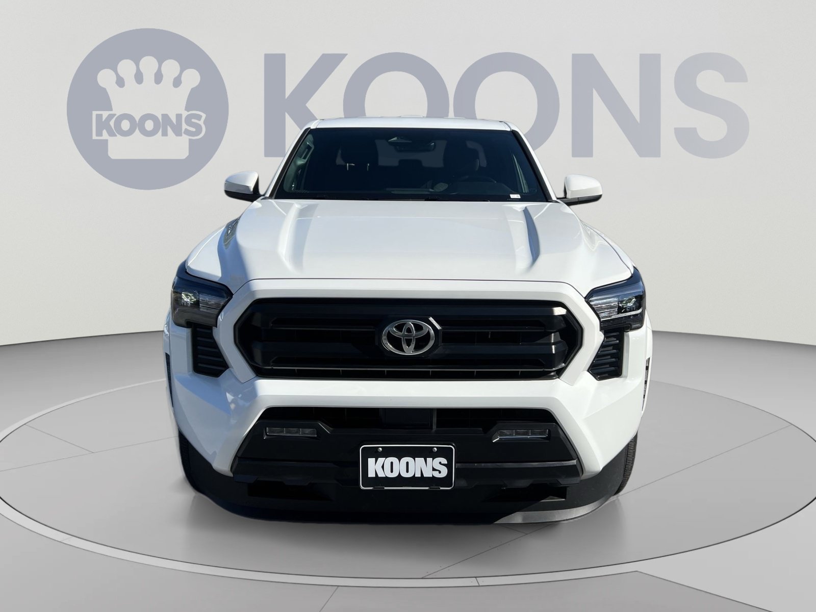 Used 2025 Toyota Tacoma SR5 AWD/4WD image 11