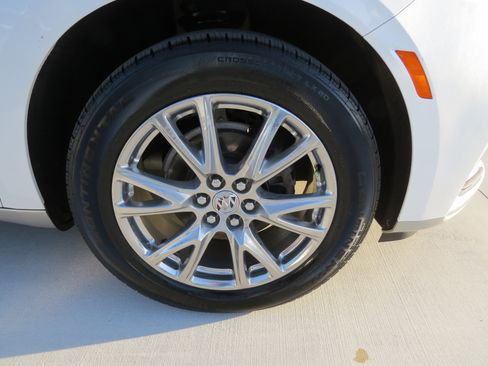 Used 2023 Buick Enclave Premium w/ Experience Buick Package image 8