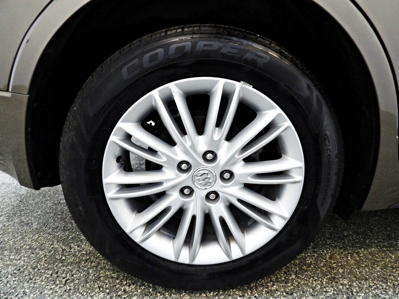 Used 2017 Buick Envision Preferred FWD image 21