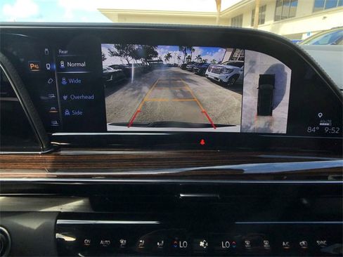 Certified 2022 Cadillac Escalade Premium Luxury w/ Performance Package image 25