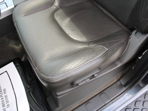 Used 2012 Nissan Pathfinder Silver AWD/4WD image 34