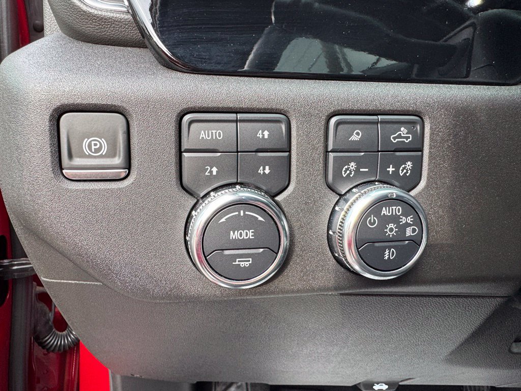 Certified 2025 GMC Sierra 2500 SLT w/ SLT Premium Package AWD/4WD image 17