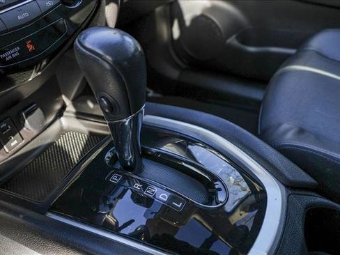 Used 2016 Nissan Rogue SL w/ SL Premium Package image 21