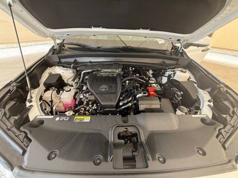 Used 2024 Toyota Grand Highlander Platinum image 52