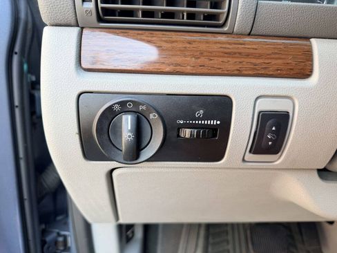 Used 2004 Ford Freestar SEL FWD image 14