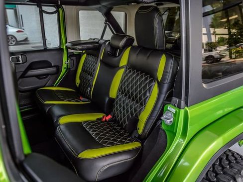 Used 2019 Jeep Wrangler Unlimited Sahara AWD/4WD image 45