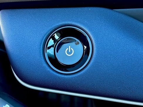 New 2026 Nissan Leaf SV+ w/ Floor Mat Package (SV+) image 16