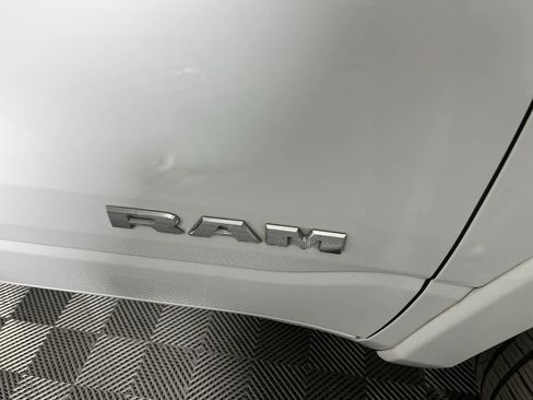 Used 2025 RAM 1500 Laramie image 11