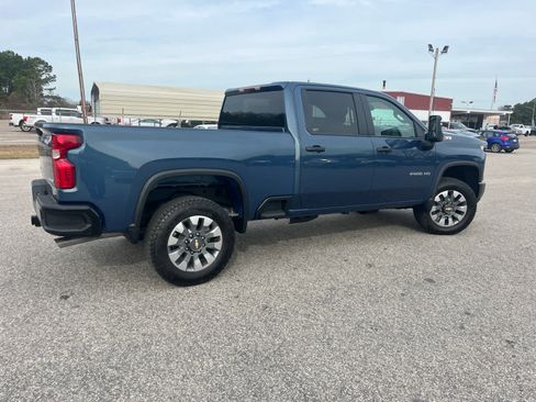 New 2026 Chevrolet Silverado 2500 Custom w/ Z71 Off-Road Package image 9
