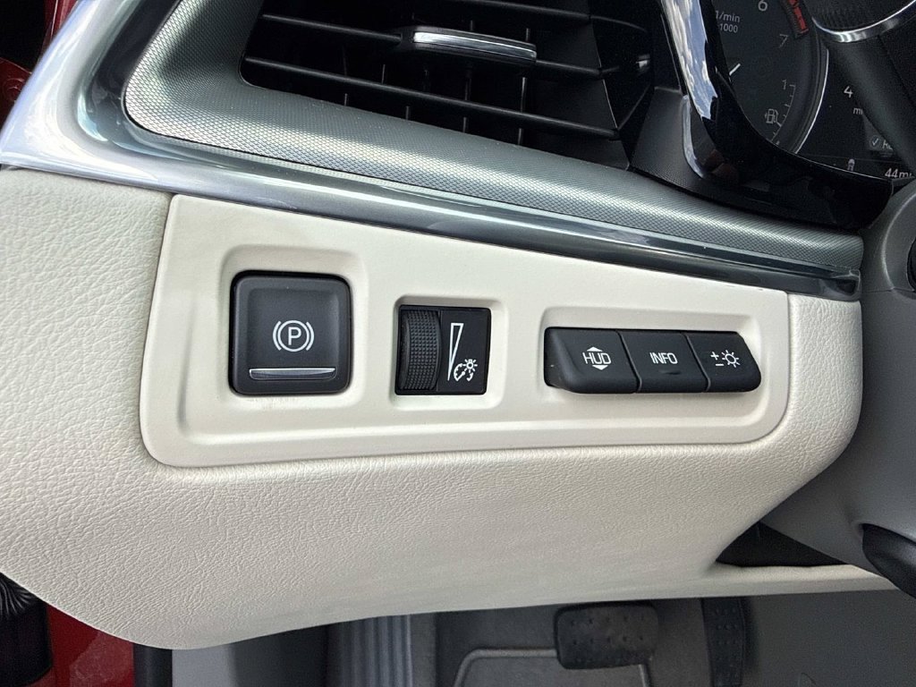 New 2026 Cadillac XT5 Premium Luxury FWD image 31