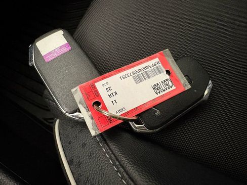 Used 2023 Kia Forte GT-Line image 32