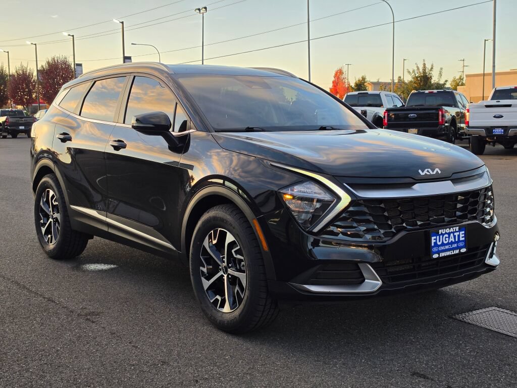 Used 2023 Kia Sportage EX AWD/4WD image 4