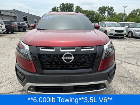 Used 2025 Nissan Pathfinder Rock Creek AWD/4WD image 4