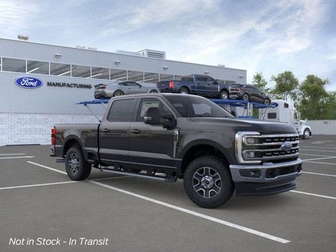 New 2026 Ford F250 Lariat w/ FX4 Off-Road Package image 7