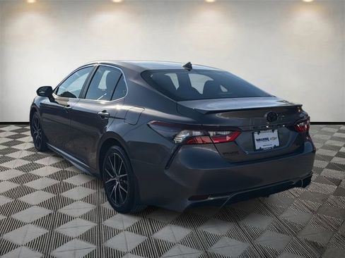 Used 2024 Toyota Camry SE w/ Convenience Package image 7