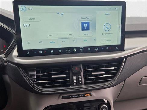 New 2025 Ford Escape SE image 12