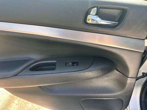 Used 2012 INFINITI G37 Sport RWD image 18