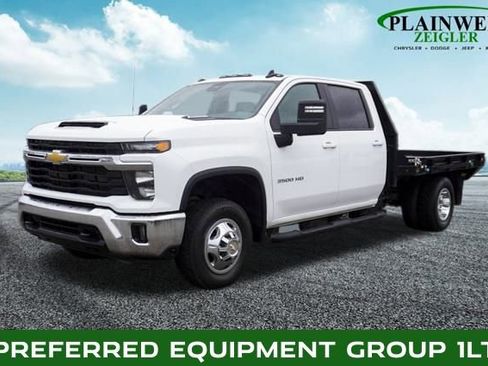 Used 2024 Chevrolet Silverado 3500 LT w/ Convenience Package image 1