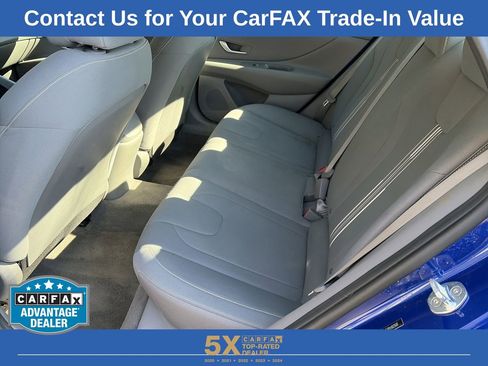 Used 2023 Hyundai Elantra SEL image 29