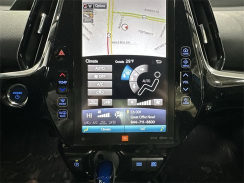 Used 2019 Toyota Prius Limited image 21