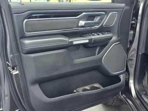 Used 2019 RAM 1500 Laramie image 10