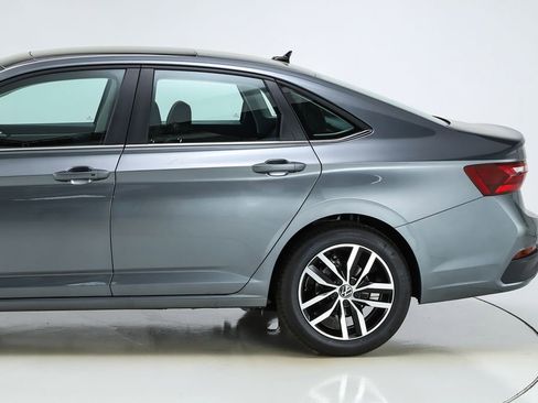 New 2026 Volkswagen Jetta SE image 4