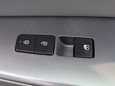 Used 2024 Kia EV6 Wind w/ Wind Technology Package AWD/4WD image 37