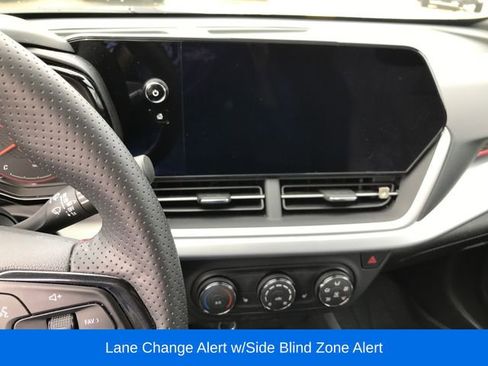 Certified 2024 Chevrolet Trax RS w/ Driver Confidence Package image 5